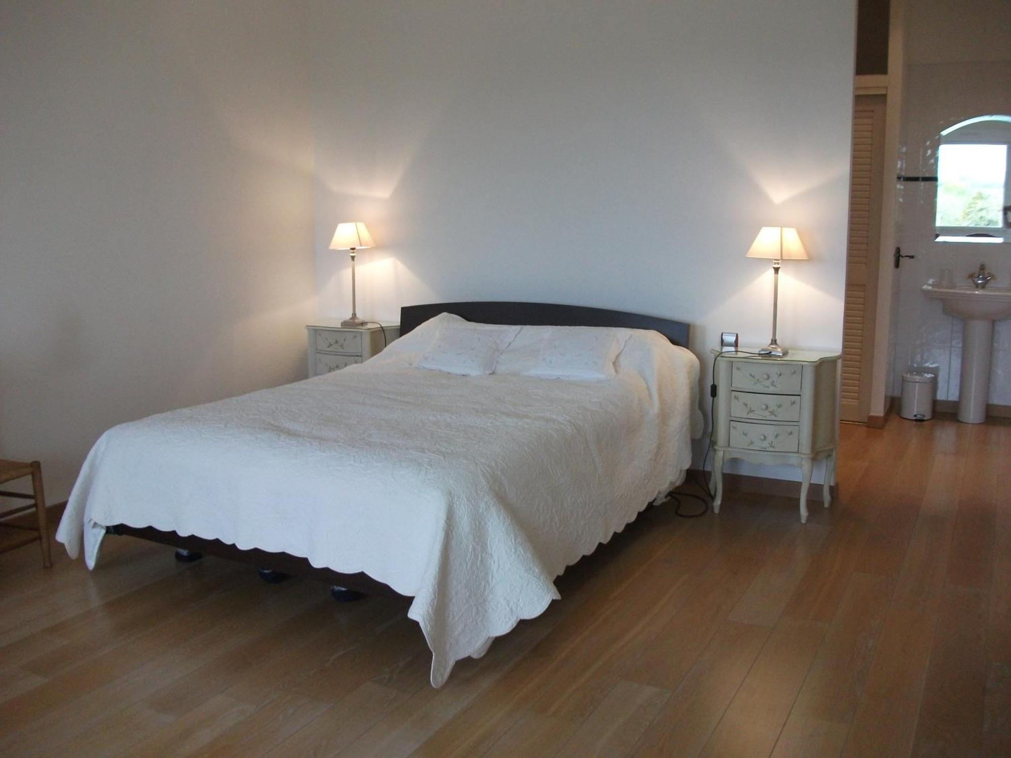Camelia Rouge Bed & Breakfast